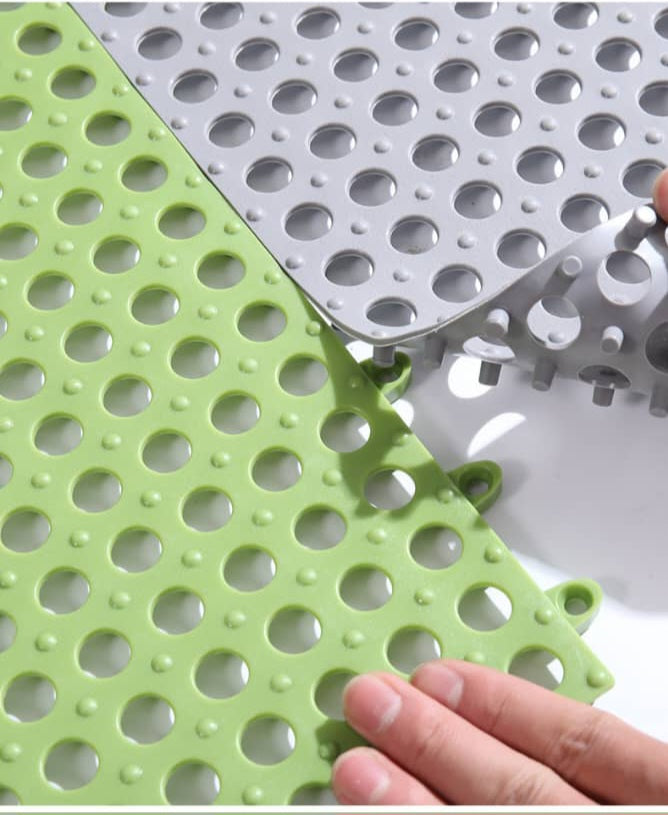 Non Slip Drainage Floor Tiles, 30*30 cm Soft PVC Bath Shower Floor Mat for Bathroom, Kitchen, Pool, Wet Areas