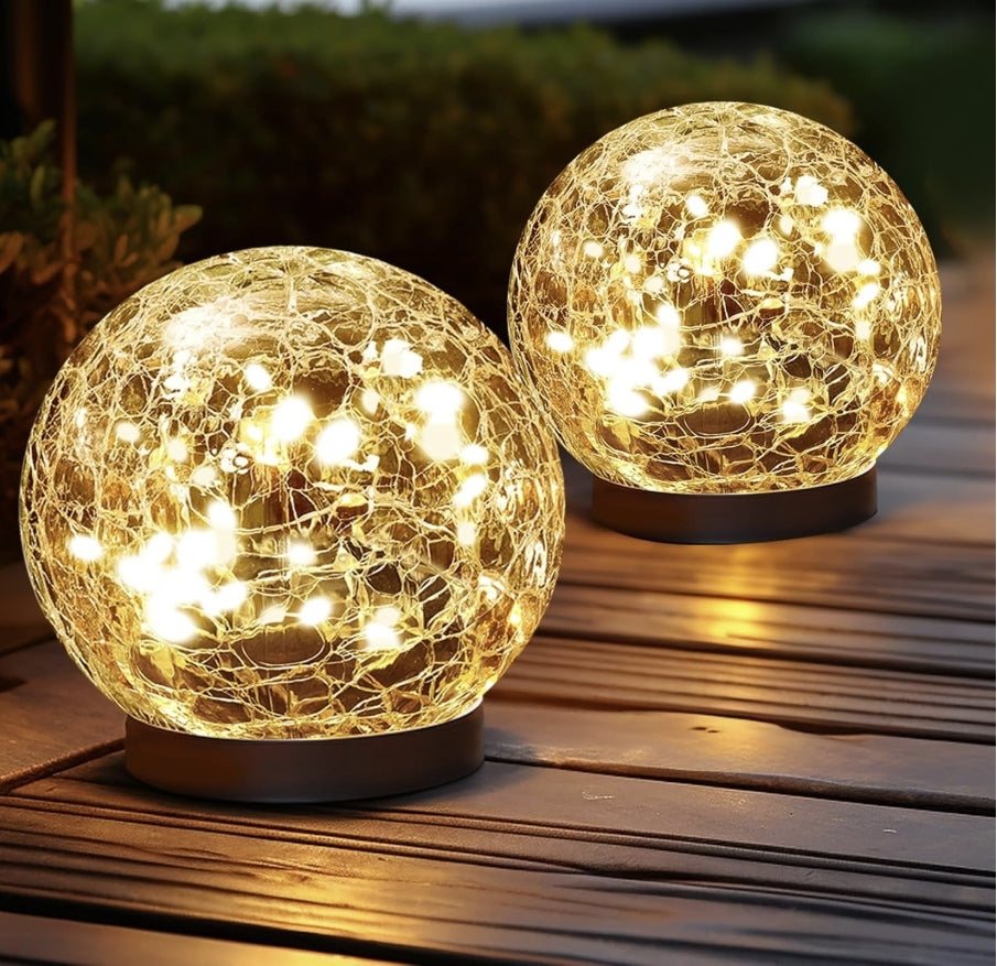 Solar crackle glass globe light with warm white fairy lights