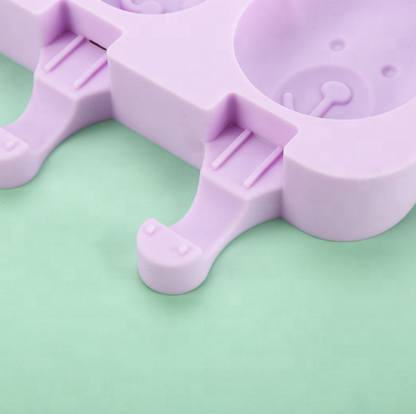Silicone popsicle mould with pig, rabbit and bear shapes