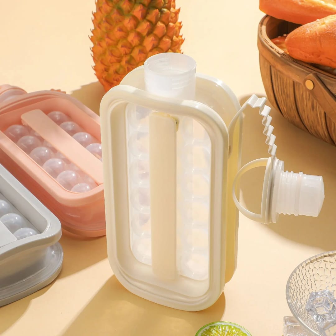 2-in-1 Ice cube maker and bottle