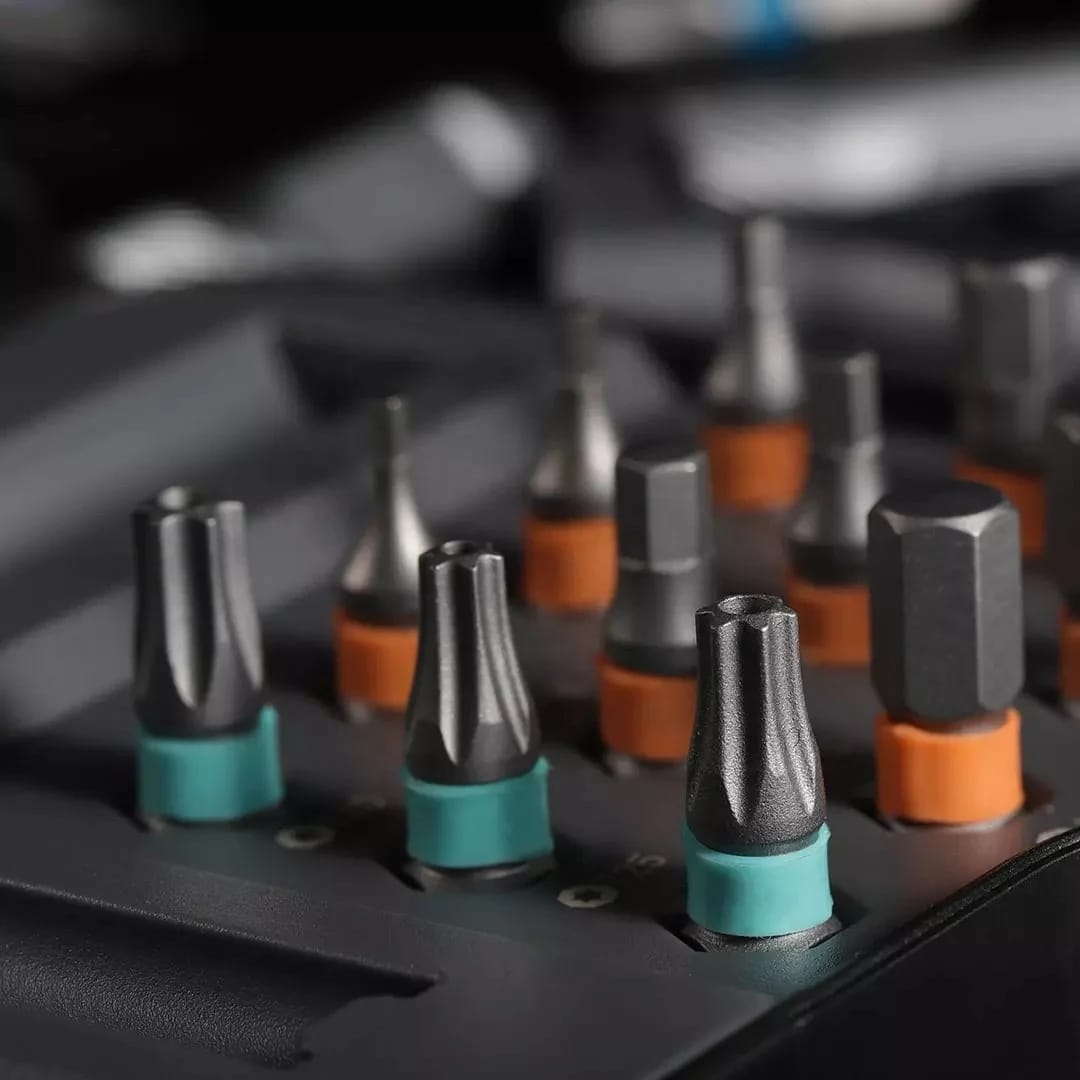 24-in-1 screwdrivers set multifunction magnetic alloy tools